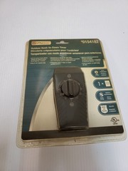 UtiliTech Outdoor Dusk To Dawn Timer – #0154182 Black