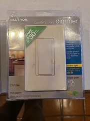 Lutron Diva Ivory 600 watts Slide Dimmer Switch – Set Of 3