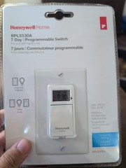 Honeywell ECONO Switch 7-Day Programmable Timer Light Switch RPLS530A White