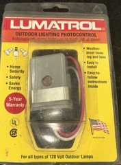 Lumatrol T-15BP Dusk to Dawn Photocell Sensor Outdoor Light Control 120V New