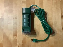 Outdoor Stake Countdown Timer & Dusk-to-Dawn 6-Outlet ( New