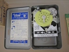 Intermatic 24-Hr Dial Time Switch Model: T101, Metal 125V 40 Amps NEW, VINTAGE