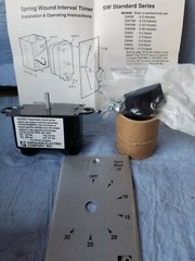 PARAGON ELECTRIC SW30M SPRING-WOUND TIMER 20A@123VAC- BLACK-CROME PLATE(NEW)
