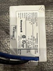 Lot of 2 Honeywell EconoSwitch 7-Day Programmable Light Switch Timer PLS730B1003