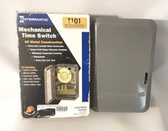 Intermatic T101 40Amp 24 Hour Dial 120VAC Time Switch NOS 1/2, 3/4 Knockouts NOS