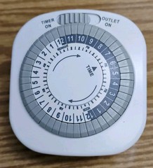UTILITEC INDOOR MANUAL PROGRAMING TIMER 10AMP I OUTLET 3084400