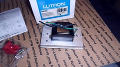 Lutron N-1000-WH Single Pole Incandescent Slide Dimmer 1000 watts 120VAC