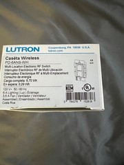 Lutron Caséta Wireless 120V Outdoor Smart Dimmer – White (PD-5ANS-WH-R)