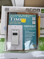 Intermatic EJ500C LIGHT FIXTURES Electronic In-Wall Timer New In Package