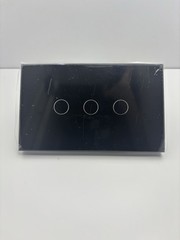 3-gang Wi-Fi smart wall switch, model SK-W803, can support 600W per gang