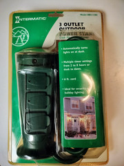 “BRAND NEW SEALED PKG.” 3 Outlet Power Stake Outdoor Yard Stake 6′ Cord w/Timer.