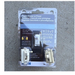 Eaton TAL06P1 Toggle Dimmer Wall Switch LED Locator Light 120V 3-Way CFL/LED