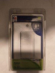 Pair of Leviton Decora 15a White Switch with Plate 5671