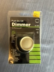 Lutron D-600PH-WH Rotary Dimmer Switch , Push On/Off Knob Locator Light NOS USA