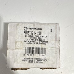 Intermatic FM1STUZH-120U Timer Switch 120V 21A Manual Override Surface Mount