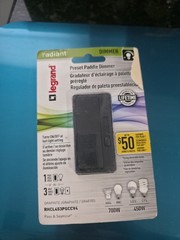 Legrand radiant 450 Watt Single Pole/3-Way LED/CFL/Incandescent Dimmer