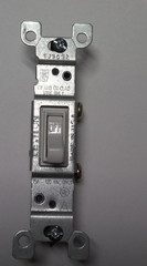 Leviton Single Pole Switch Non-Grounding White (15A-120V) 10 Pack