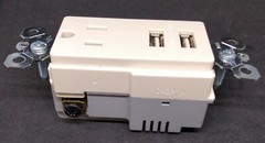 Legrand Pass Seymour LIGHT ALMOND USB Port 2.1 15 Amp Outlet TM8USBLA FREE SHIPb
