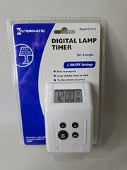One Intermatic Programmable Digital Lamp Timer 2 On / Off Settings DT121C New