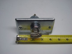 WALL KEY ON OFF LOCK SWITCH HOME 110/125V ELECTRICAL TOGGLE LOCKOUT OUTLET COVER