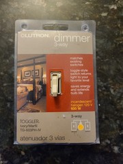 Lutron Ivory Toggler Preset 3-Way Dimmer TG-603PH-IV