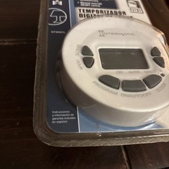 New- Intermatic Digital Lamp Timer DT300CL Programable Outlet Indoor Sealed