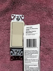 Cooper Wiring Devices 7521V-BOX SPST Momentary Decorator Rocker Switch 15A Beige