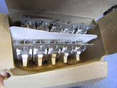 10 – COOPER EATON CS115W Single Pole Switches 15A 120/277V AC/CA. NEW in Box