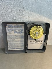 NOS Intermatic Time Controls T103 24 HR Dial Time Switch 125 Volt Free Shipping