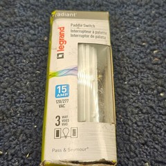 Legrand TM873-WCC10: 3-Way 15A Radiant Paddle Switch 120/277 VAC – White