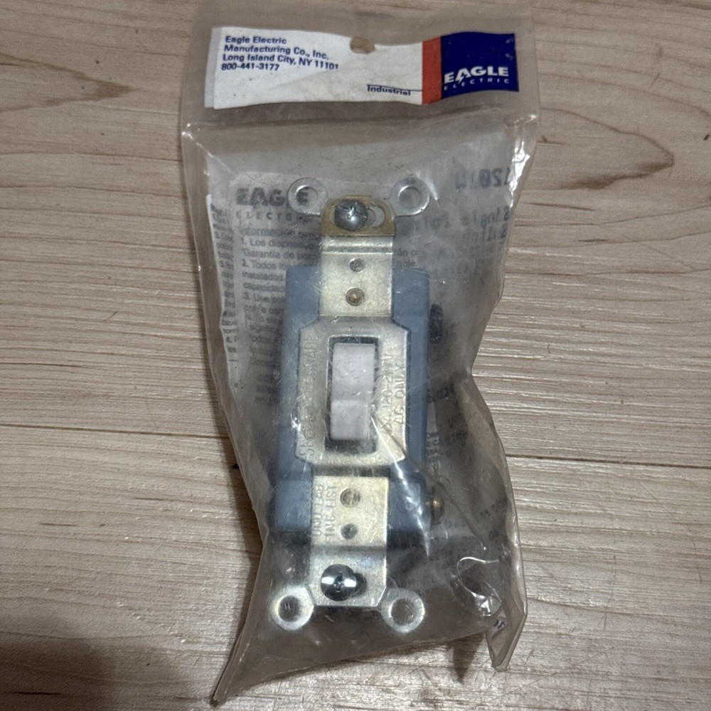 Eagle Electric White INDUSTRIAL Toggle Light Switch Single Pole 15A/120w New