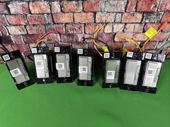 lot of 7 used Legrand Radiant WWRL50 Smart Dimmer Silver/Gray