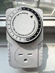 Titan Controls Apollo 10 – 240 Volt Mechanical Timer