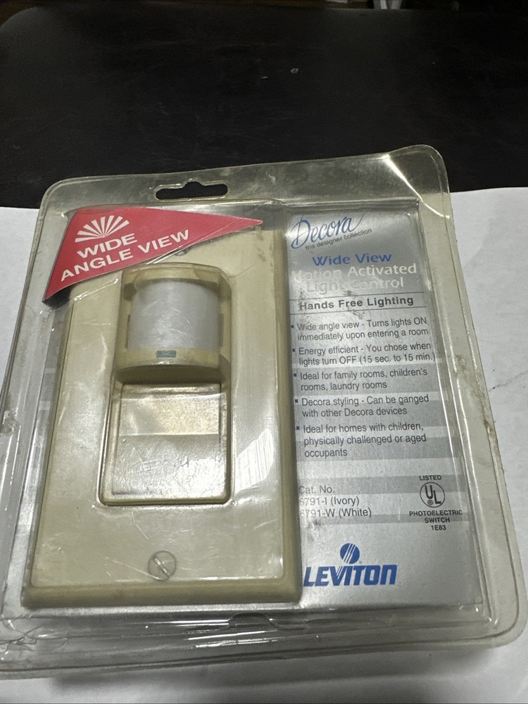 Leviton Decora 6791-I Wide View Motion Activated Light Control NEW W/ BOX