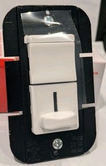 Pass & Seymour LS1003-PW White Dimmer 1000W 3-Way Preset Slide-DISCONTINUED NOS
