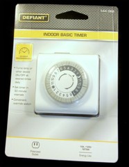 Defiant Indoor Basic Timer 24-Hour Programmable 1875W Plug-In White NEW!