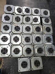 1- Legrand/Leviton Receptacle 30A 125V 3 Pole 4 Wire