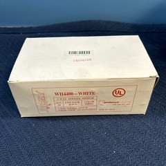 10 PC BOX Grounded 3-Way Toggle Wall Switch White, 15 Amp, 120 Volt WH4400