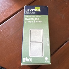 Leviton Combination Switch Decora Single-Pole White 15Amp 120/277V 5641-WS