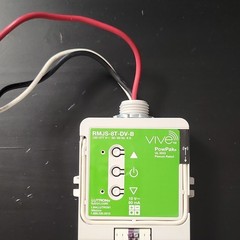 Lutron RMJS-8T-DV-B Wireless Dimmer Module 120-277V AC 8A Wall Mount Vive Smart