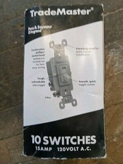 Lot Of 10 P&S Trademaster 663-LAG Toggle Switches 3W 15A 120VAC W/ Ground. New