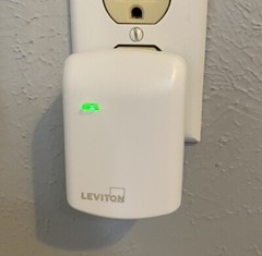 Leviton Smart Plug-in Outlet with Z-Wave Plus Technology White DZPA1-2BW