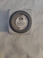 Intermatic TN811C Lamp & Appliance 24 Hour Control Heavy Duty Programmable Timer