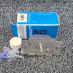 LUTRON Incandescent Dimmer 4X603 / D-600P