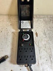 Outdoor Mechanical Plug-In Timer Built-In Encosure Outdoor 24-Hour 120V P1121
