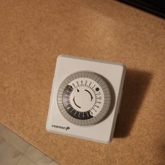 Indoor Mechanical Outlet Timer