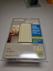 Lutron Diva DV-603PH-IV Ivory 600w 3 Way Dimmer Paddle Locator Light Switch 120V