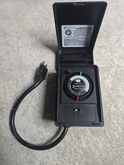 Intermatic HB32R Raintight Heavy Duty 24-Hour Outdoor Timer 10 AMP 1200 Watt-NOS