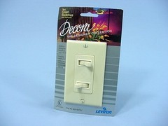 Leviton Ivory Commercial Single Pole Dual Toggle Light Switch Control 5679-I