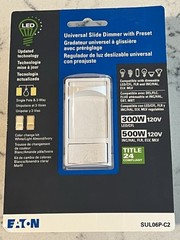 Eaton Universal Slide Dimmer Single Pole 3 Way SUL06P-C2 300W 120V NEW